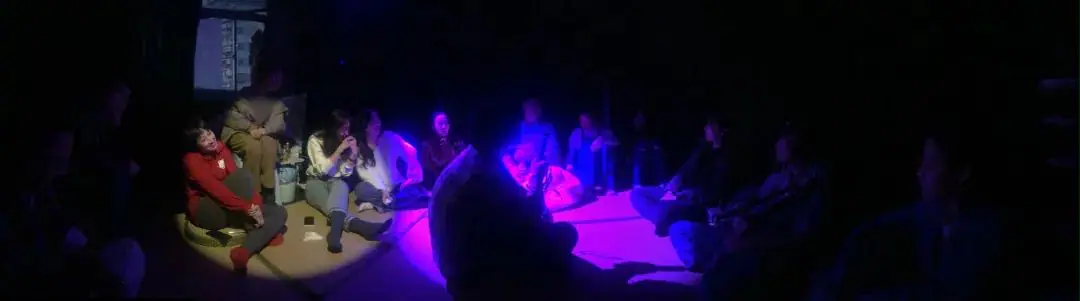 《恋爱戏剧》 | 缺爱缺男人的第一场见面会 首图